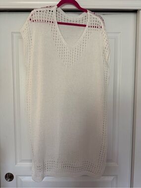 Knit V-Neck Cap Sleeve Swimsuut Coverup in White